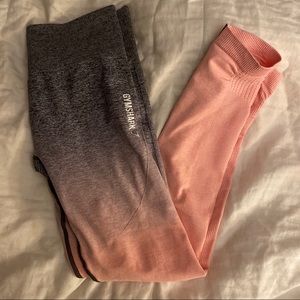 Gymshark Ombre Seamless- Peach Pink/Charcoal Small